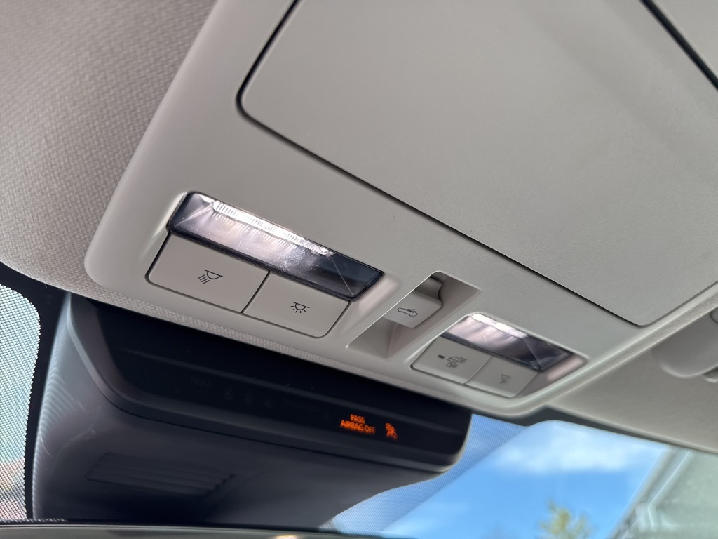 Used 2022 Machine Gray Metallic Mazda 2.5 S Premium Package image 18