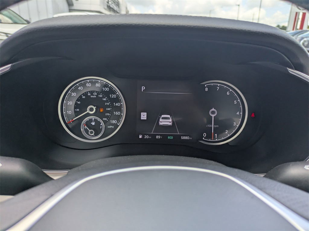 2025 Genesis G70 2.5T photo 25