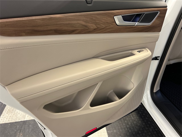 2026 Volkswagen Atlas SE Technology photo 11