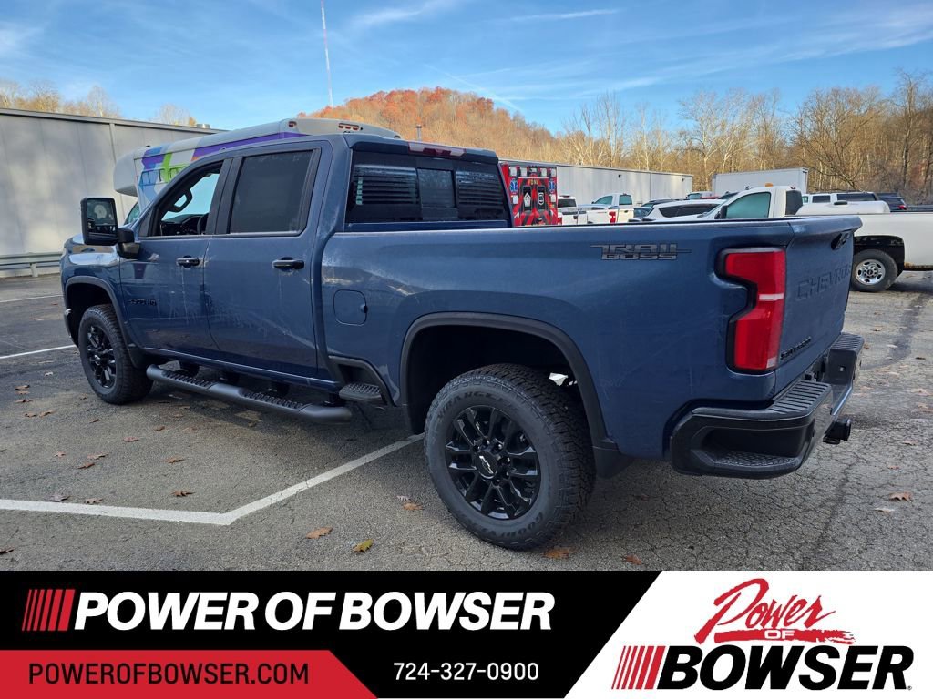 2026 Chevrolet Silverado 2500HD LT photo 3