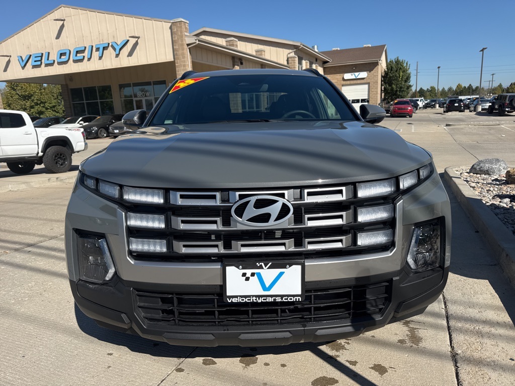 2025 Hyundai Santa Cruz SEL photo 2