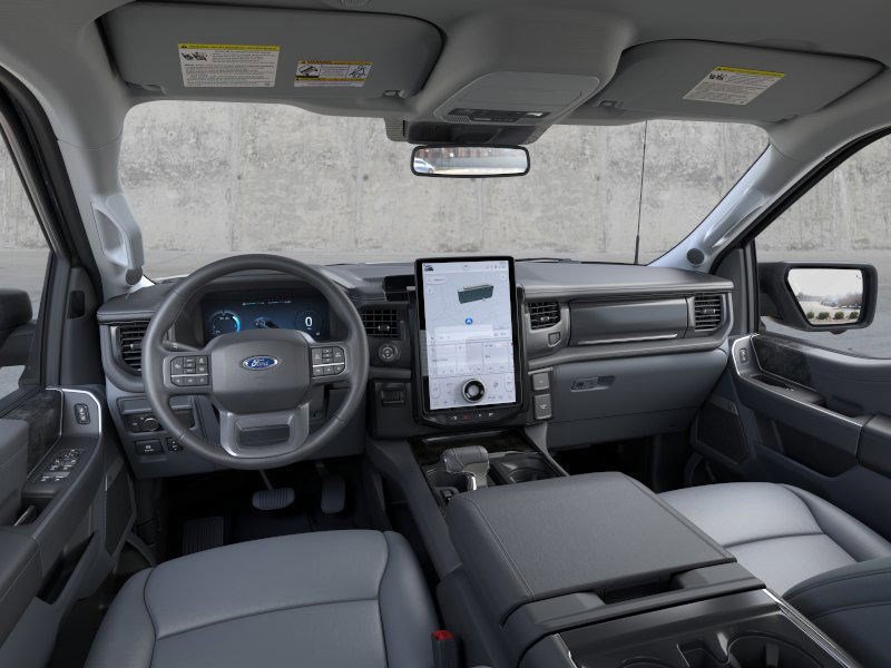 2025 Ford F-150 Lightning photo 6