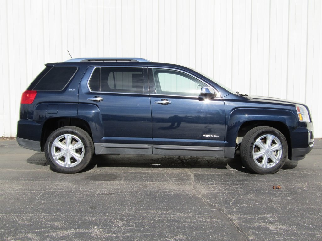 Used 2017 GMC Terrain SLT with VIN 2GKFLUEK7H6328607 for sale in Kansas City