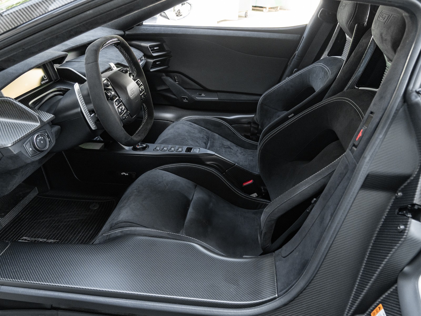 2019 Ford GT photo 17