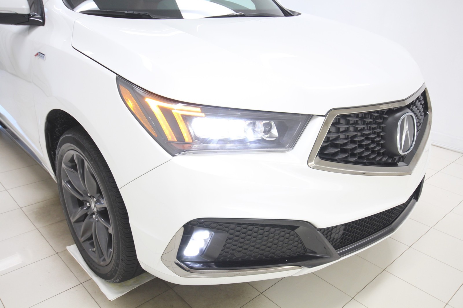 2020 Acura MDX A-Spec SH-AWD photo 22