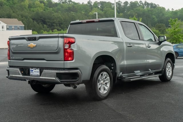 2024 Chevrolet Silverado 1500 LT photo 10