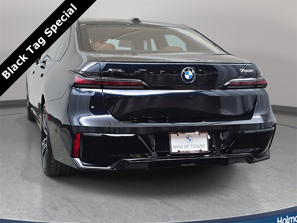 2025 Bmw 750e 750e xDrive photo 3