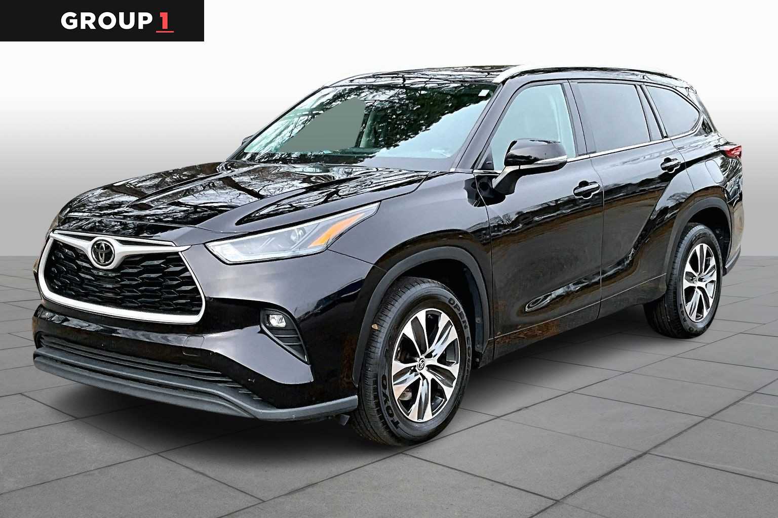 Pre-Owned 2022 Toyota Highlander XLE FWD in Atlanta #NS109202