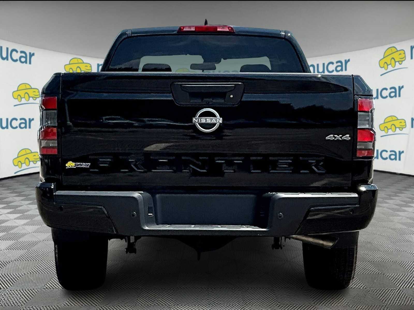 2025 Nissan Frontier SV photo 5