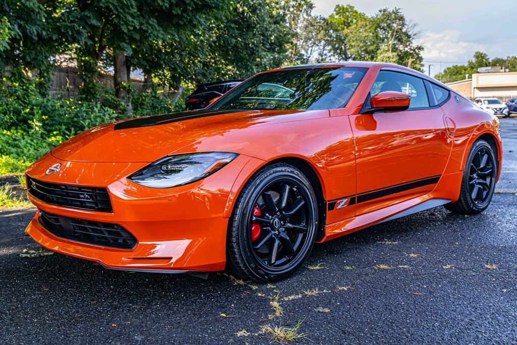 2024 Nissan Z Performance photo 2