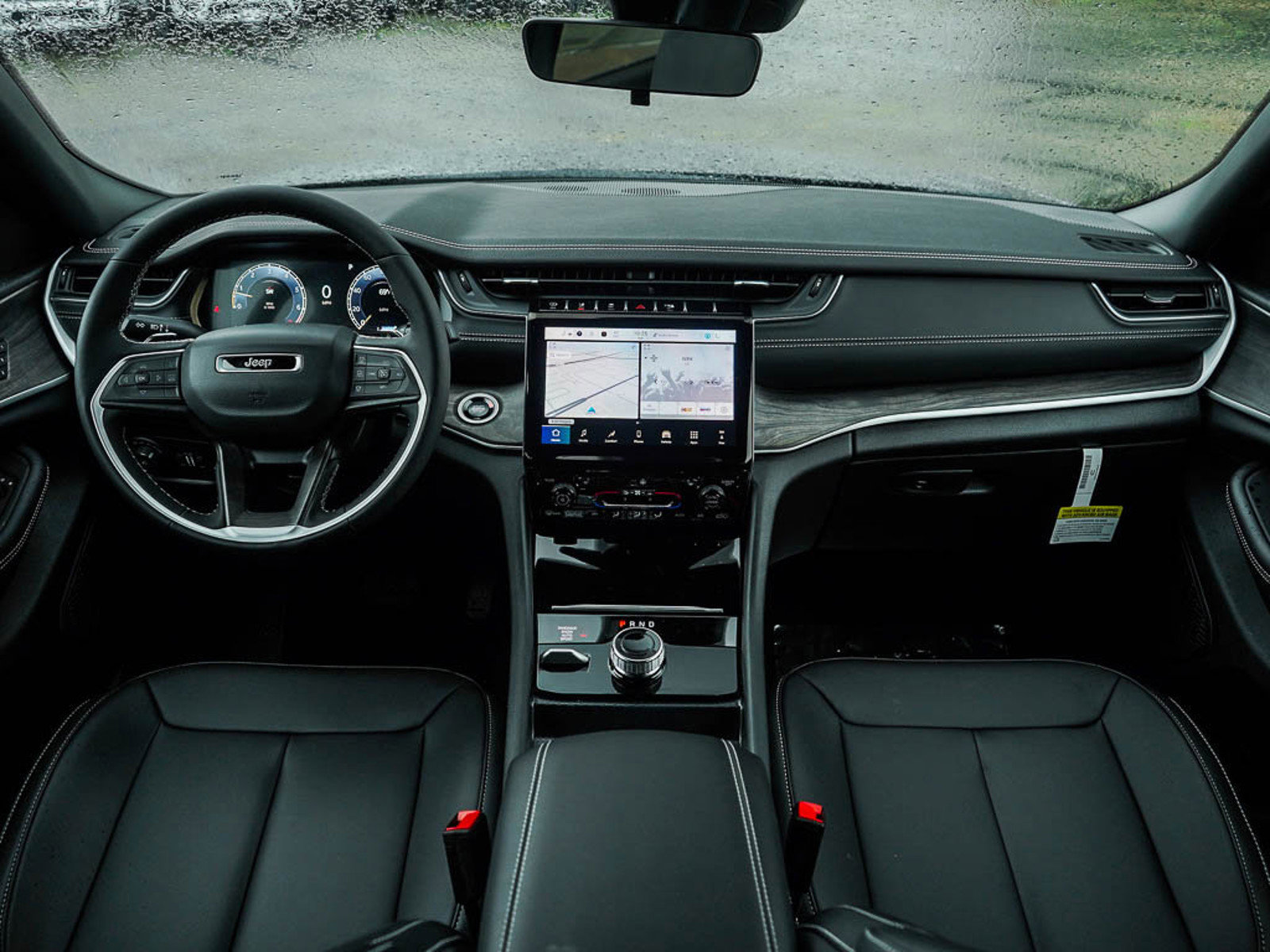 2025 Jeep Grand Cherokee Limited photo 14