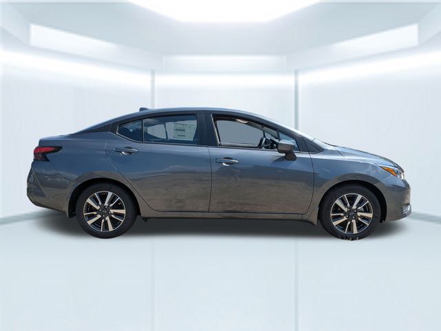 2025 Nissan Versa 1.6 SV photo 6