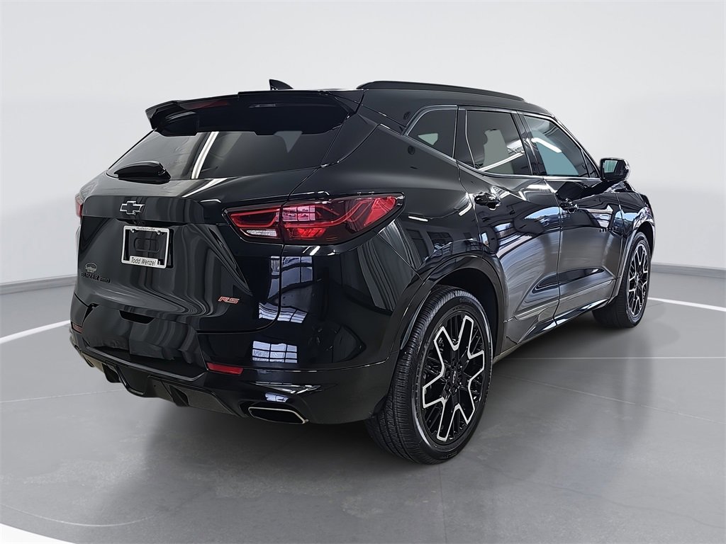 2023 Chevrolet Blazer RS photo 3
