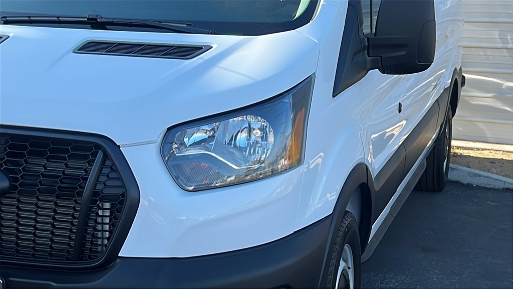 2024 Ford Transit Cargo Van photo 2
