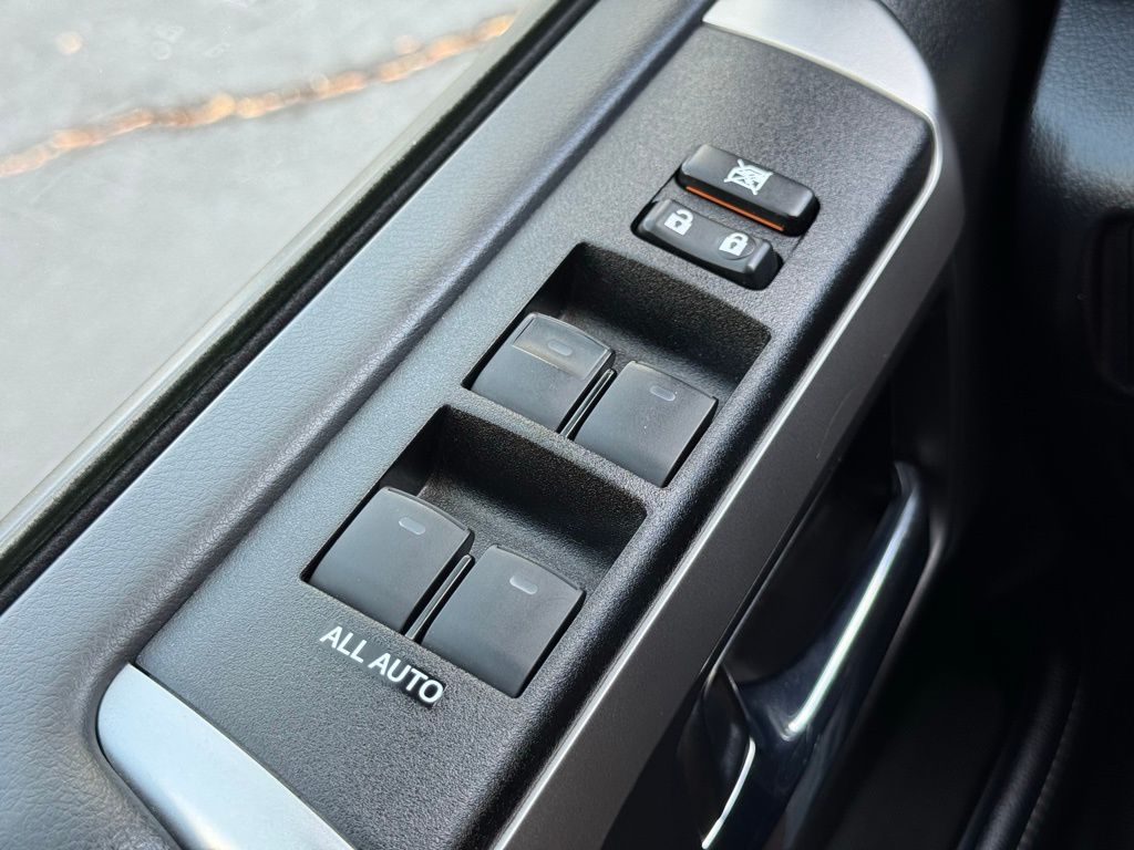 2024 Toyota 4Runner SR5 photo 23