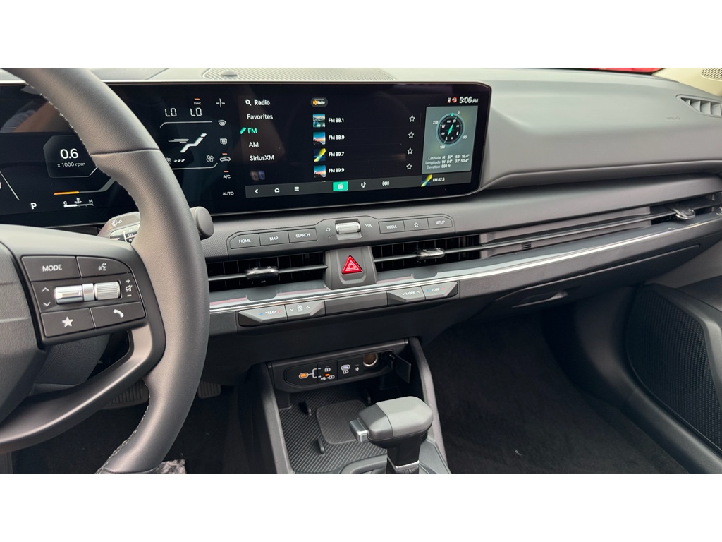 2025 Kia K4 EX photo 12