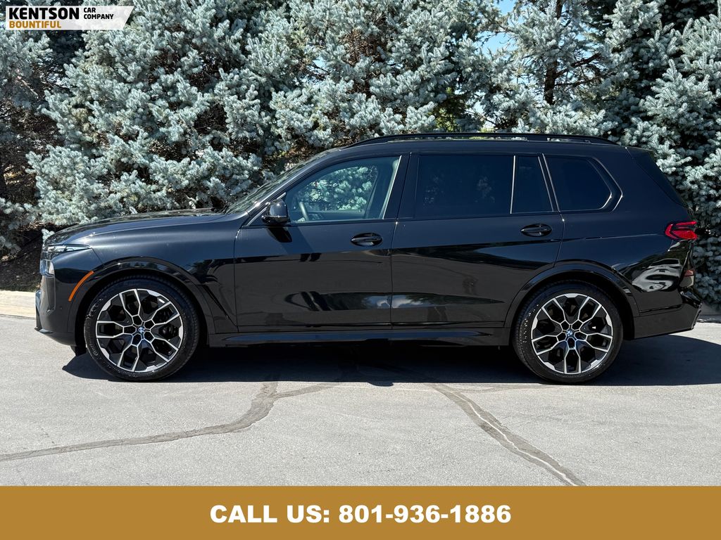 2026 Bmw X7 M60i photo 3