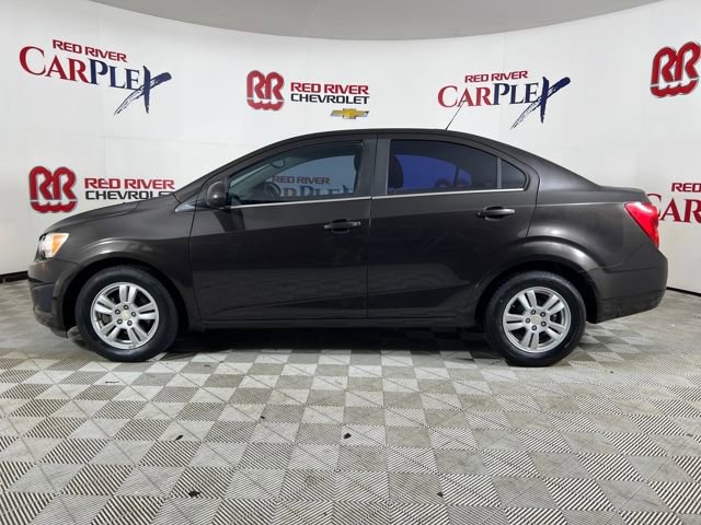 2015 Chevrolet Sonic LT photo 4