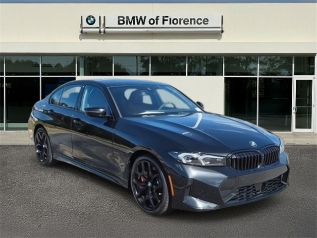 2025 BMW 3 Series 330i's photo