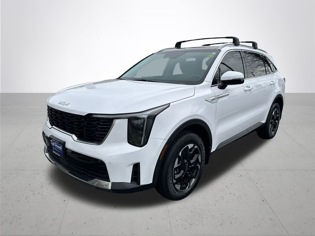 2025 Kia Sorento S photo 2