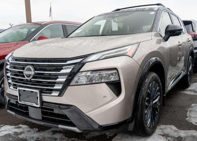 2026 Nissan Rogue Platinum's photo