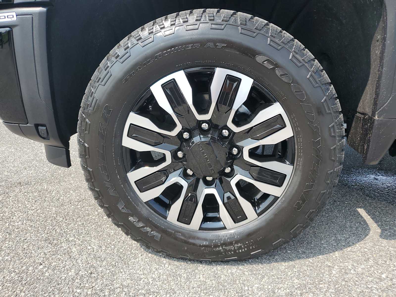 2025 Gmc Sierra 3500 HD Denali Ultimate photo 10