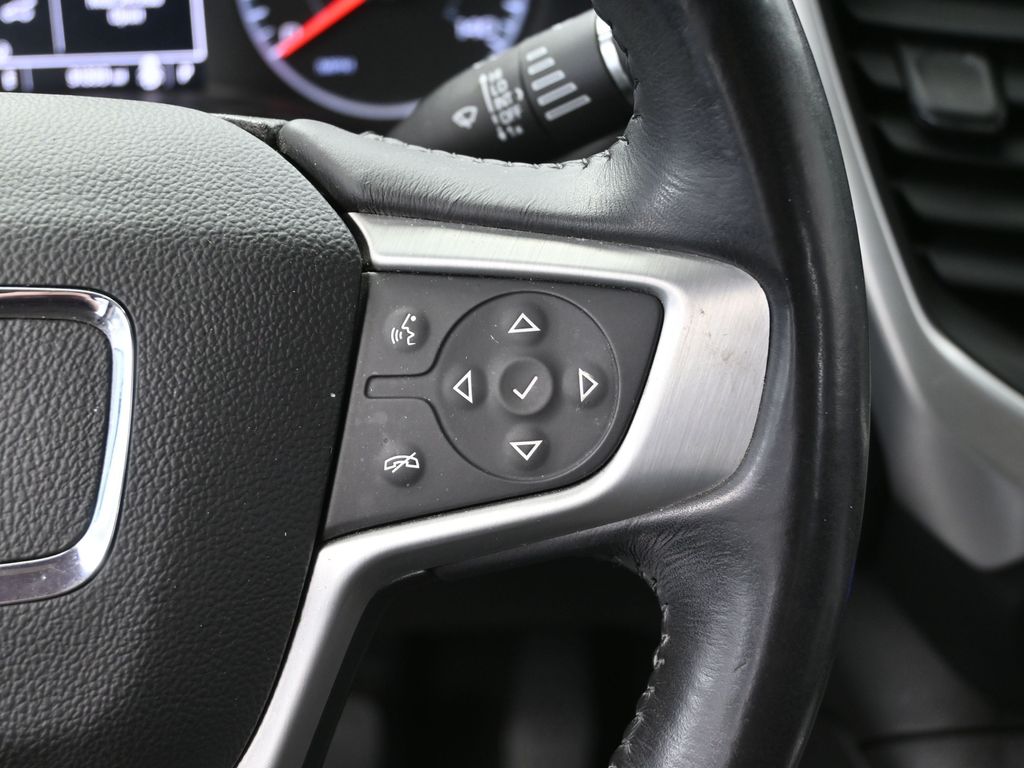 2017 Gmc Acadia SLE photo 21