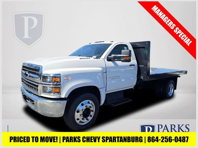 2024 Chevrolet Silverado 4500 Medium Duty Chassis Cab Work Truck's photo