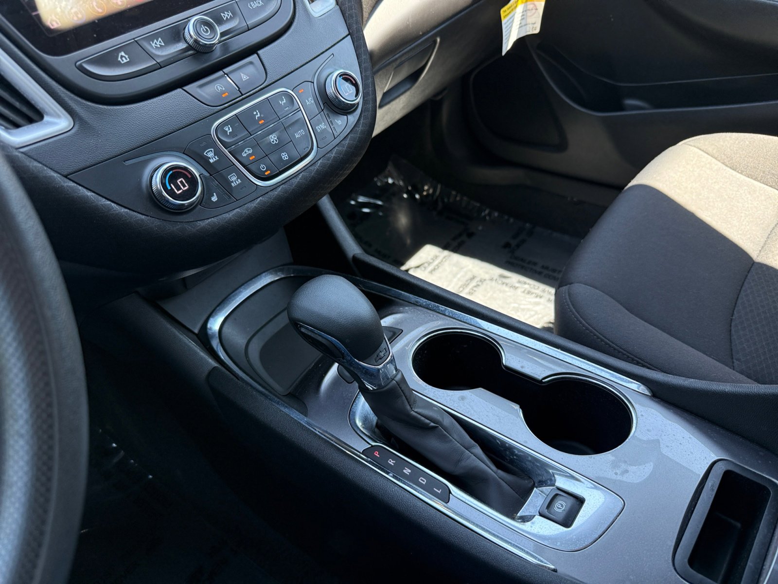 2022 Chevrolet Malibu 1LT photo 13