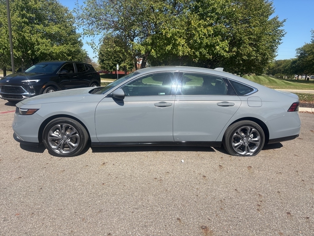 2024 Honda Accord EX-L Hybrid photo 8