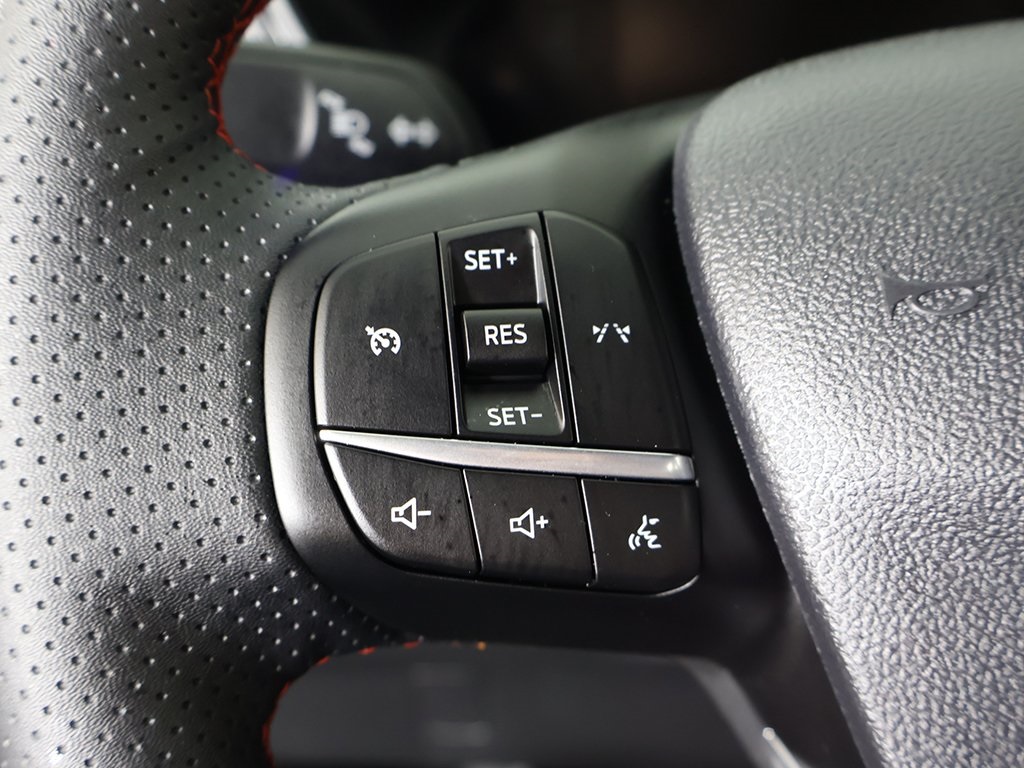 2025 Ford Escape Hybrid ST-Line Select photo 35