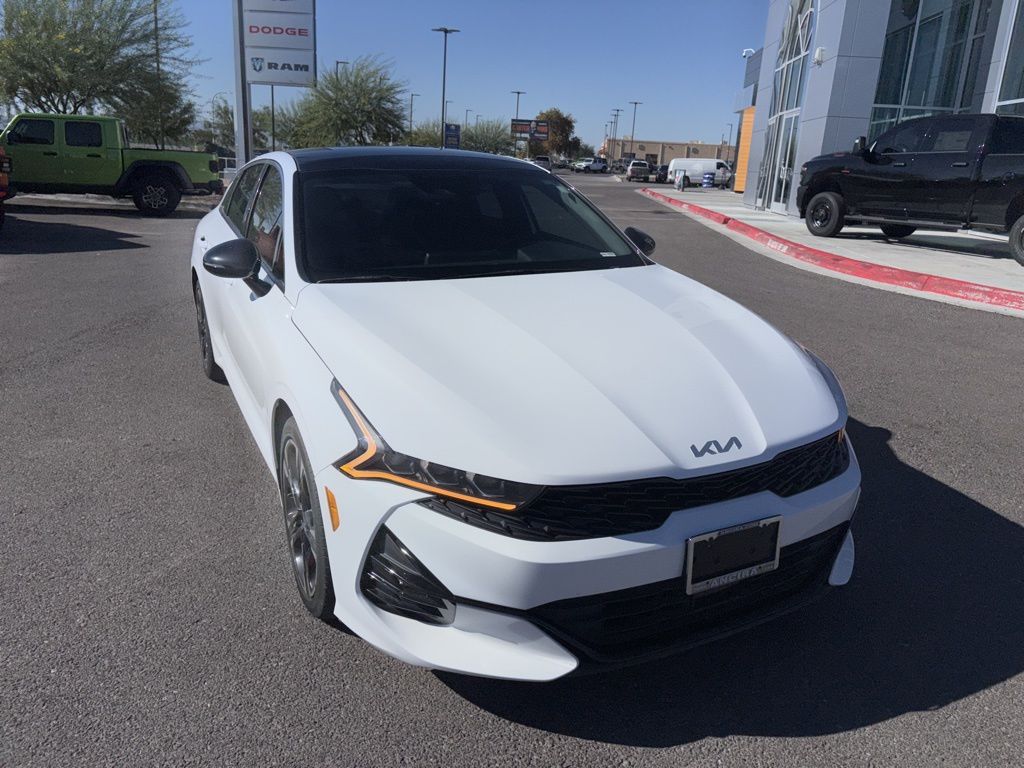 2023 Kia K5 GT-Line photo 4