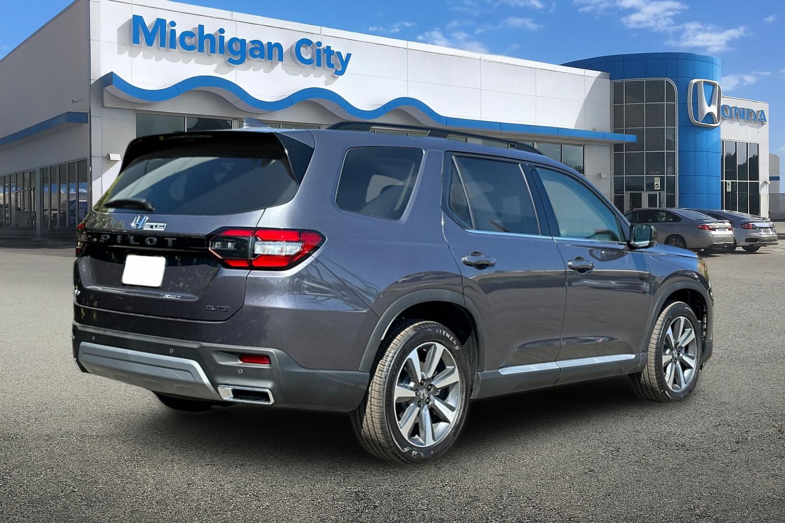 2025 Honda Pilot Elite photo 5