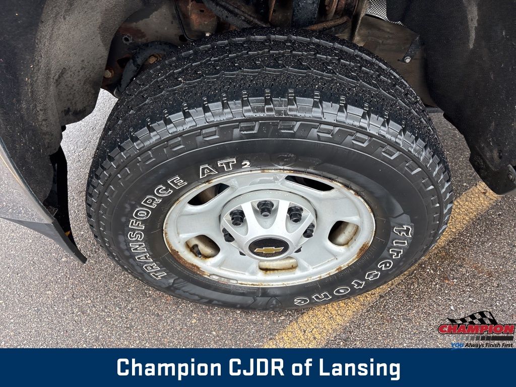 2015 Chevrolet Silverado 2500HD Work Truck photo 2