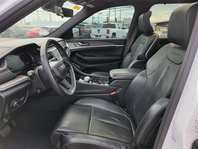 2022 Jeep Grand Cherokee Overland photo 15