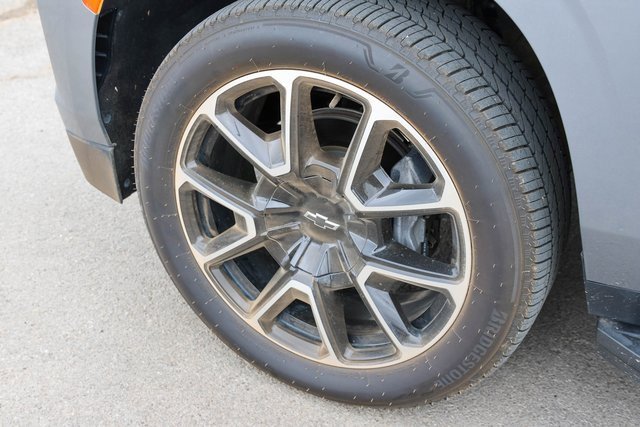 Used 2021 Satin Steel Metallic Chevrolet RST image 7