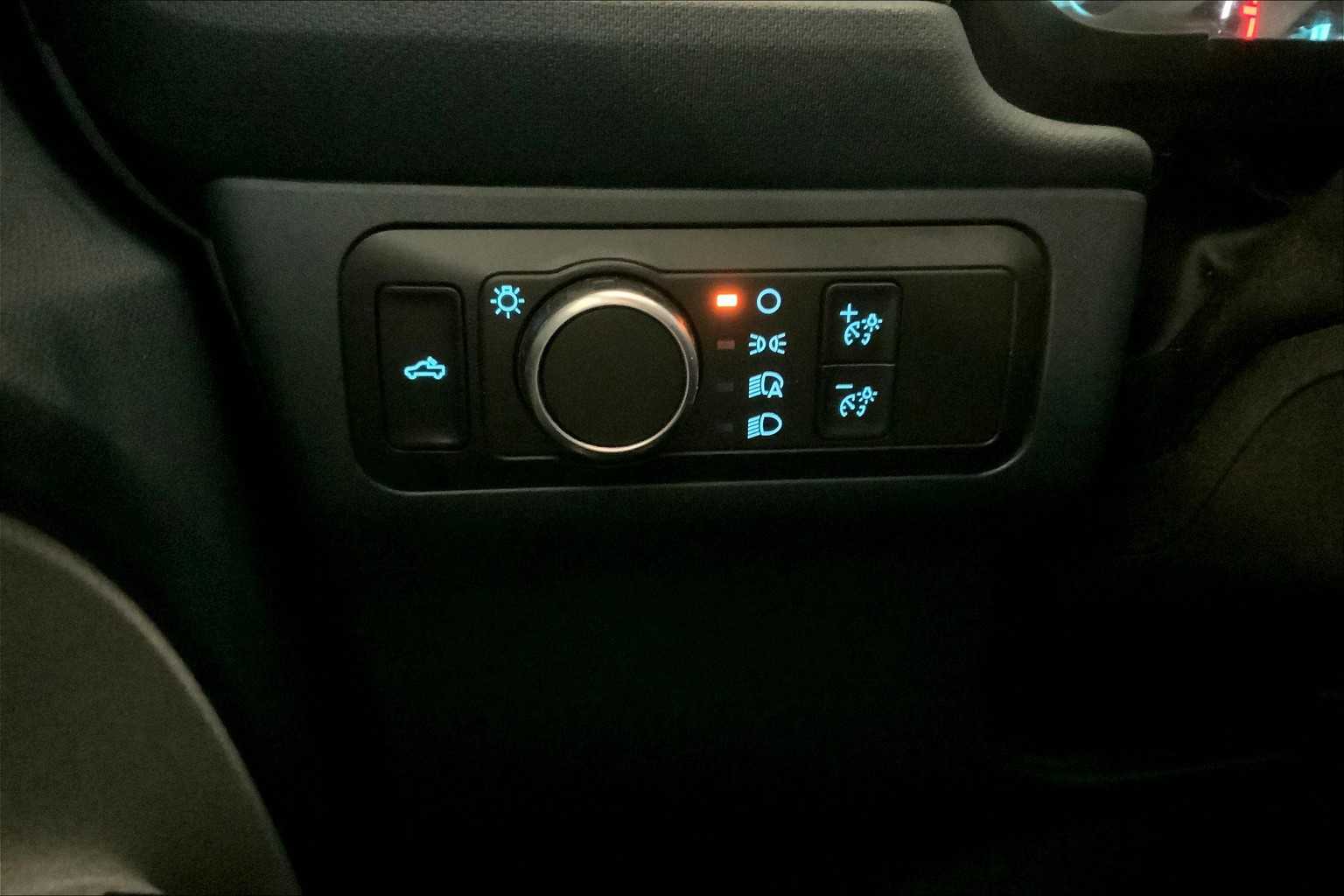 2022 Ford Maverick XLT photo 31