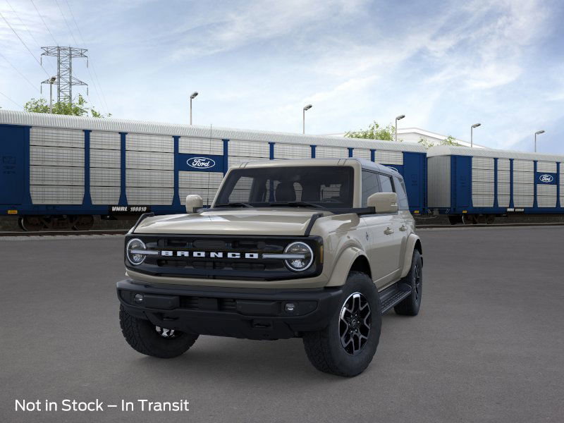 2025 Ford Bronco Outer Banks photo 2