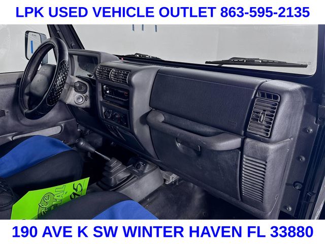 2001 Jeep Wrangler SE photo 19
