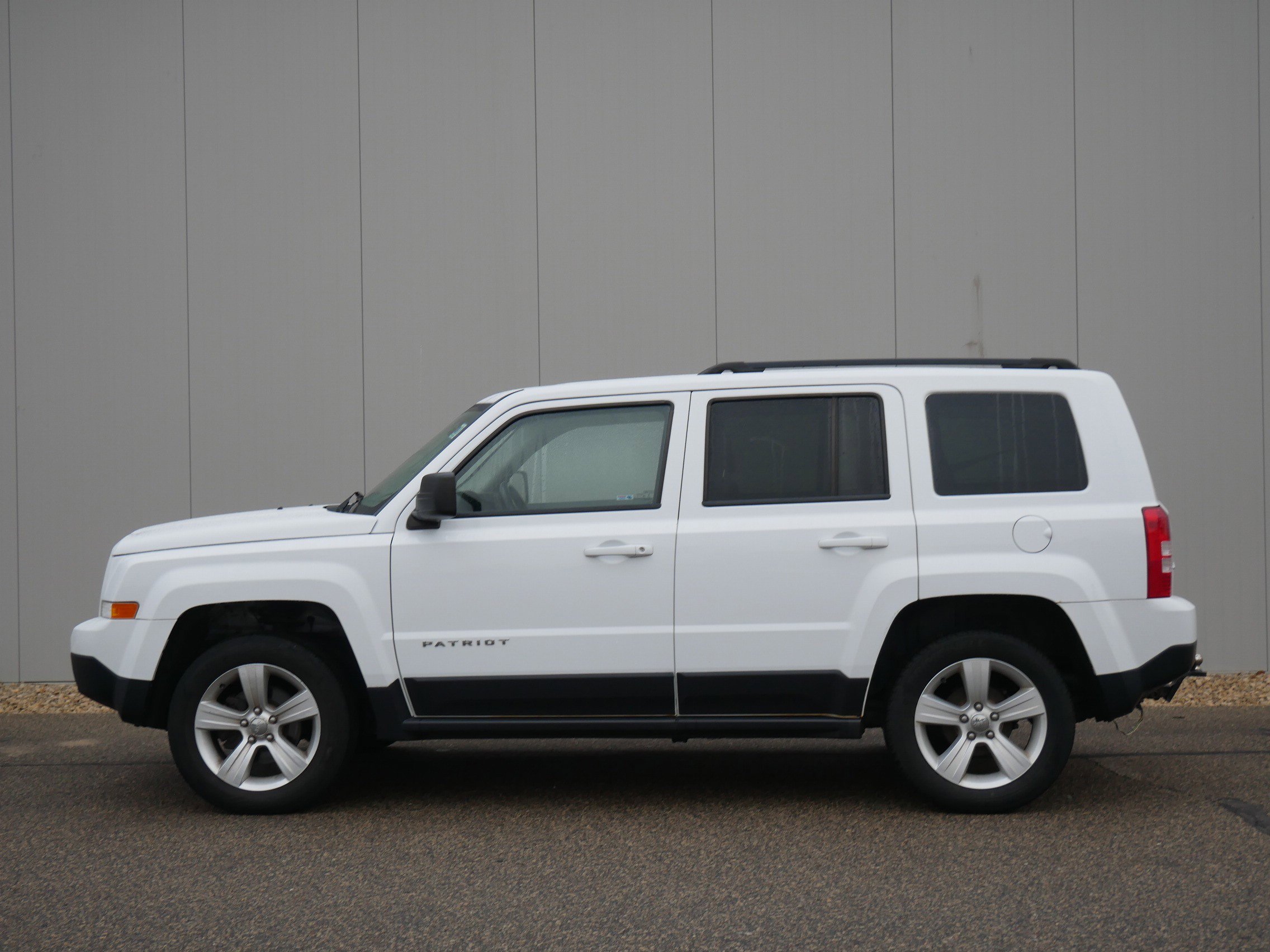 Used 2014 Jeep Patriot Latitude with VIN 1C4NJRFB1ED904942 for sale in Hastings, Minnesota