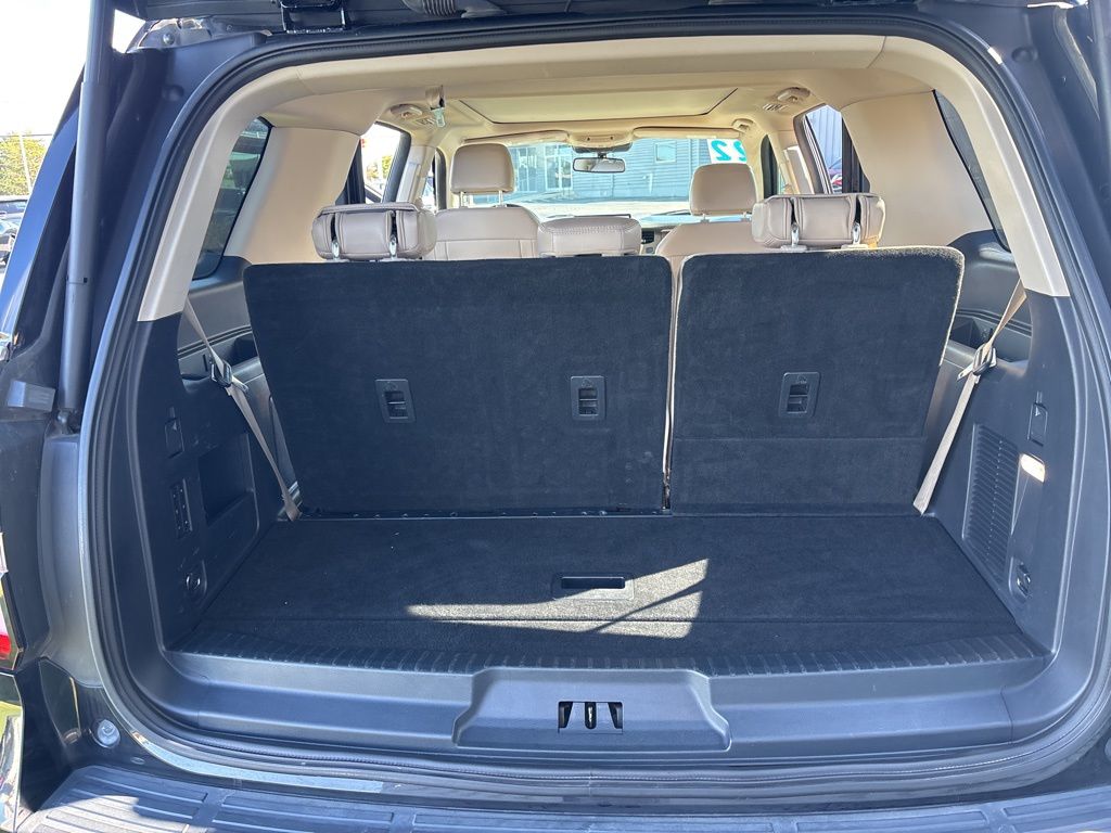 2022 Ford Expedition Limited photo 30