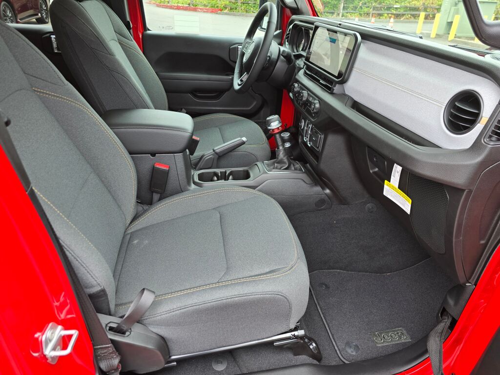 2025 Jeep Wrangler Sport S photo 10