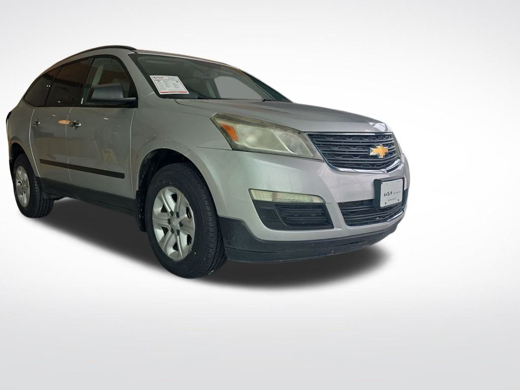 2016 Chevrolet Traverse LS's photo