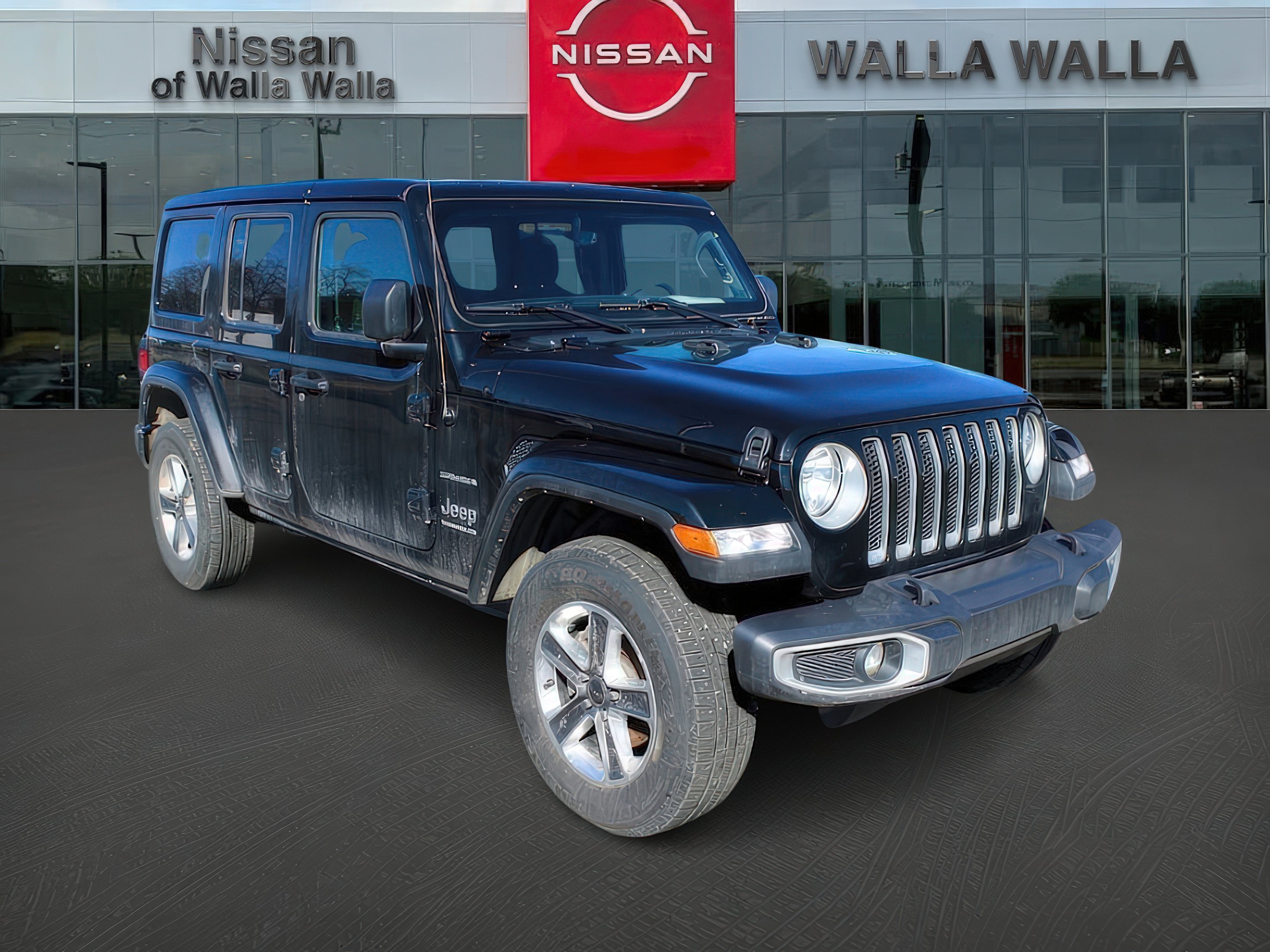 2023 Jeep Wrangler 4-Door Sahara's photo