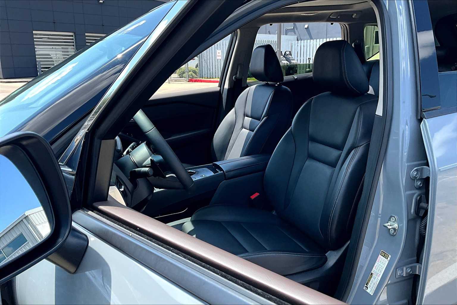 2023 Nissan Rogue SV photo 7
