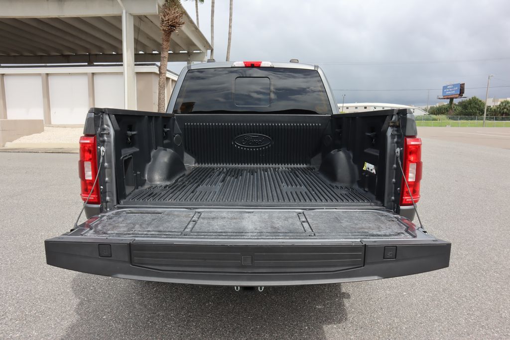 2022 Ford F-150 XLT photo 24
