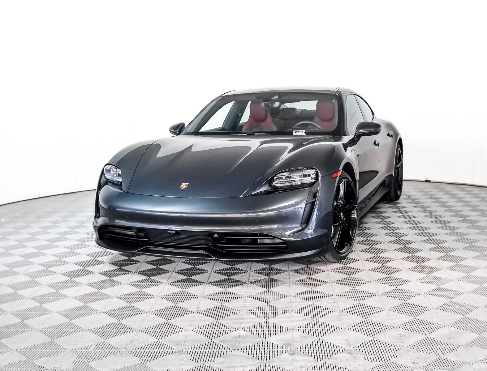 2021 Porsche Taycan S's photo