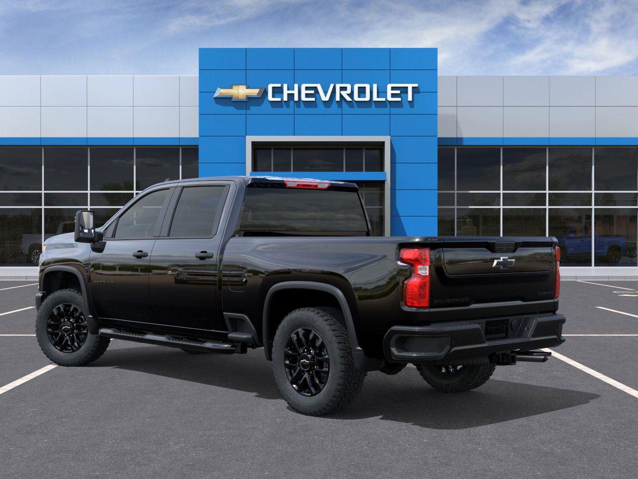 2026 Chevrolet Silverado 2500HD Custom photo 3