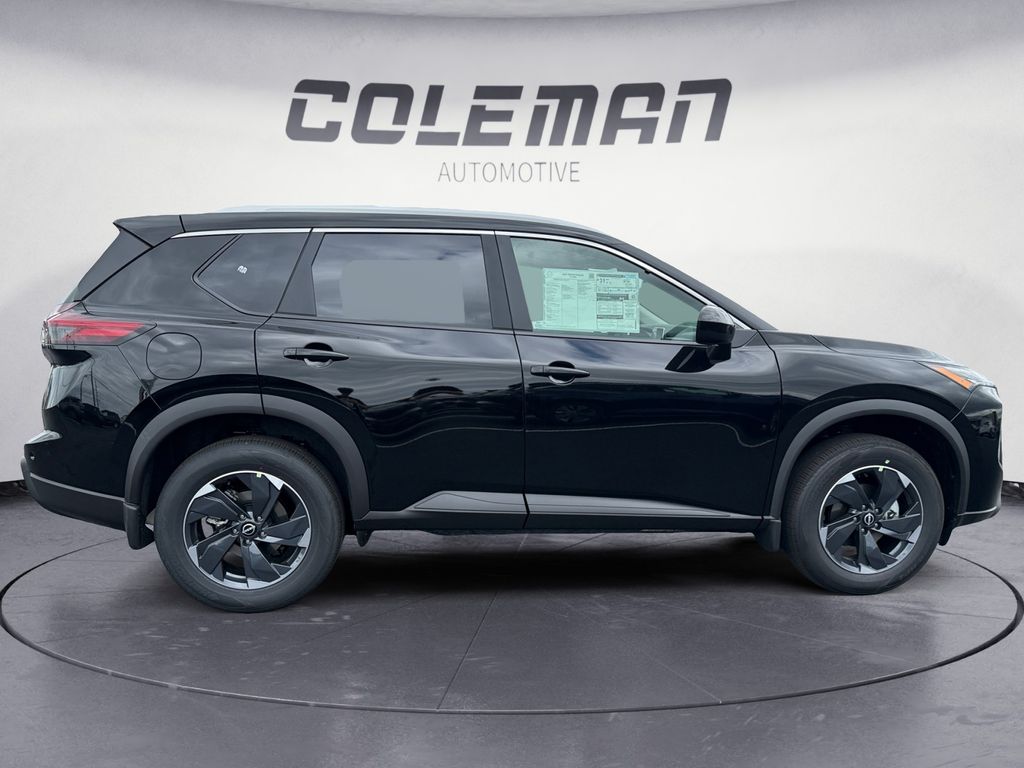 2026 Nissan Rogue SV photo 6