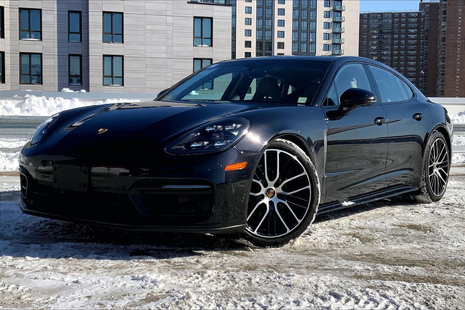 2022 Porsche Panamera Platinum Edition